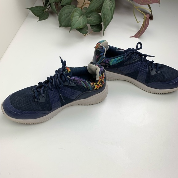 𝅺Avia Navy Blue Memory Foam Sneakers - Picture 3 of 8